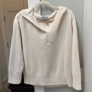 Tommy Bahama Cream V-Neck Sweater